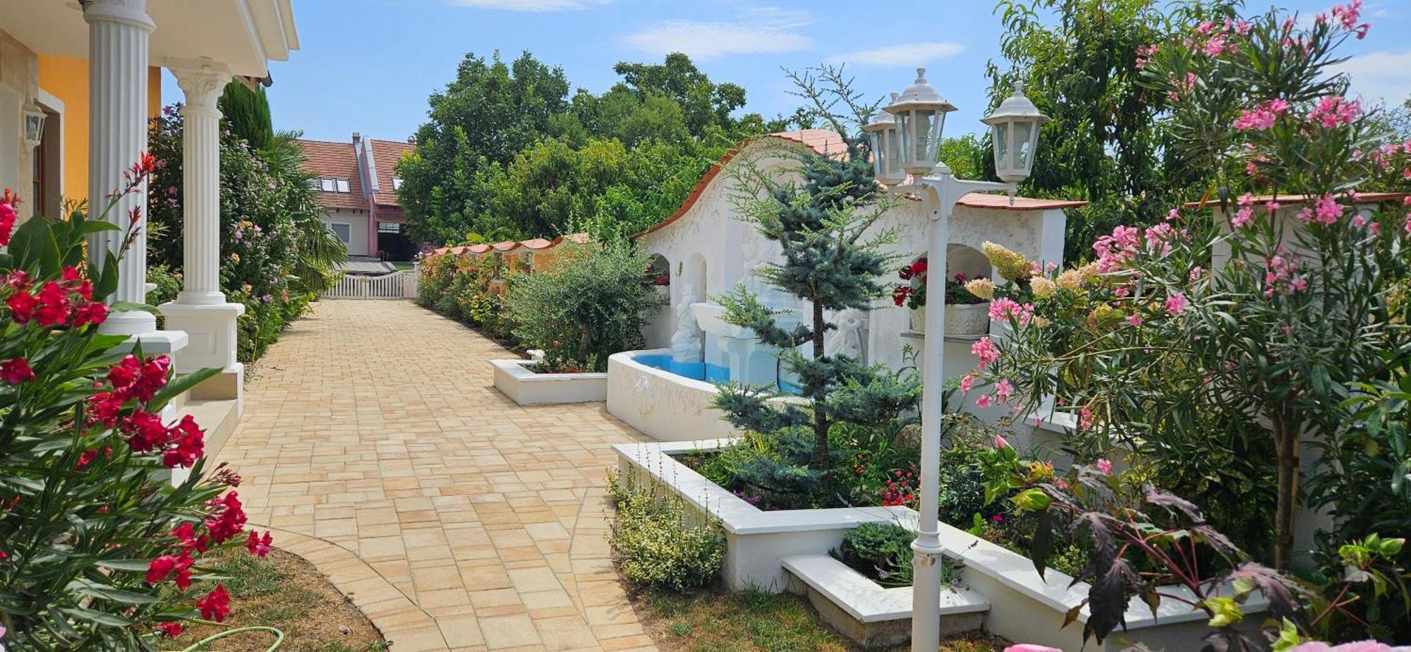 Paradise-Garden-Zamárdi Dış mekan fotoğraf